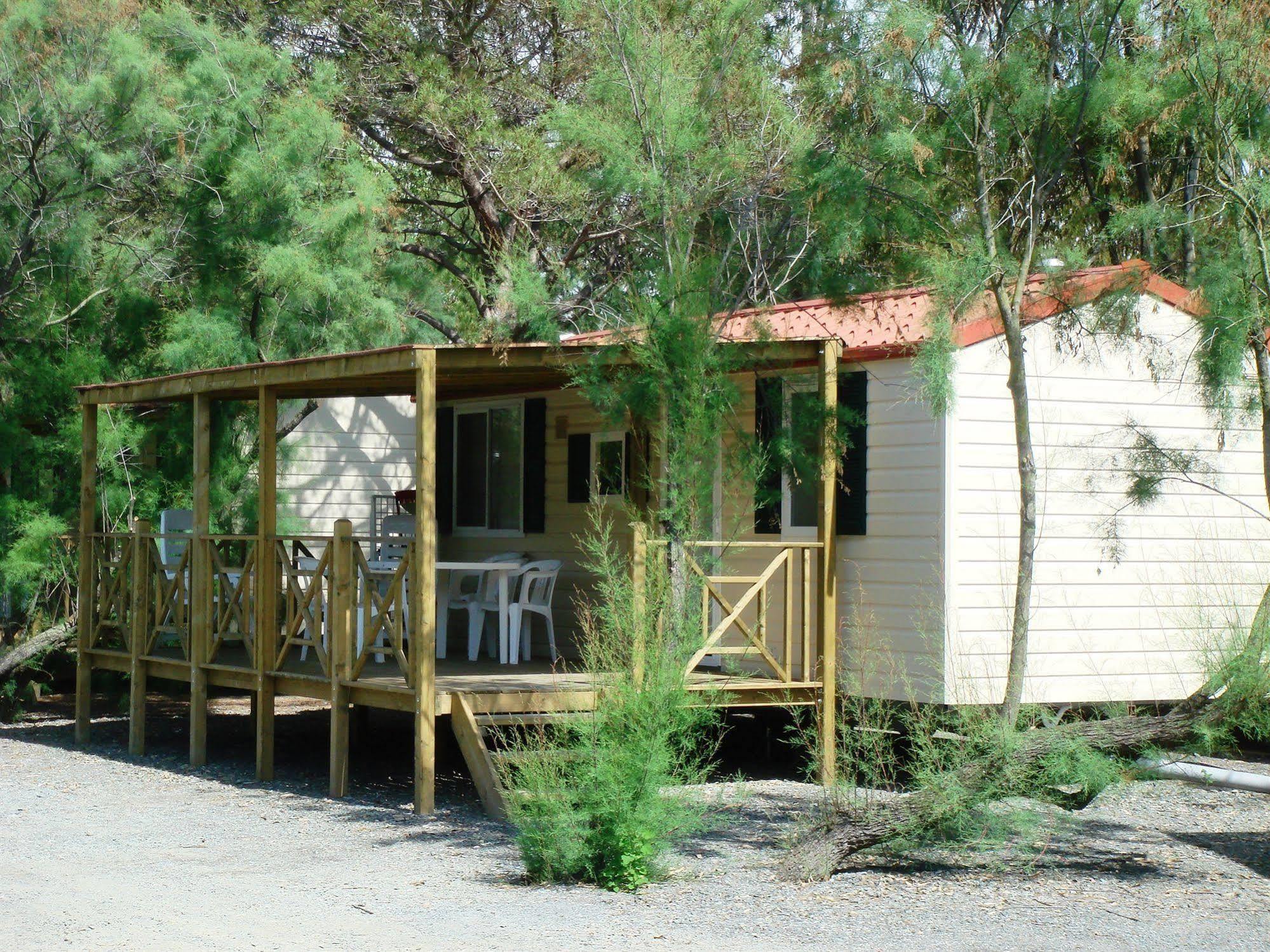New Camping Le Tamerici Чечина Екстериор снимка