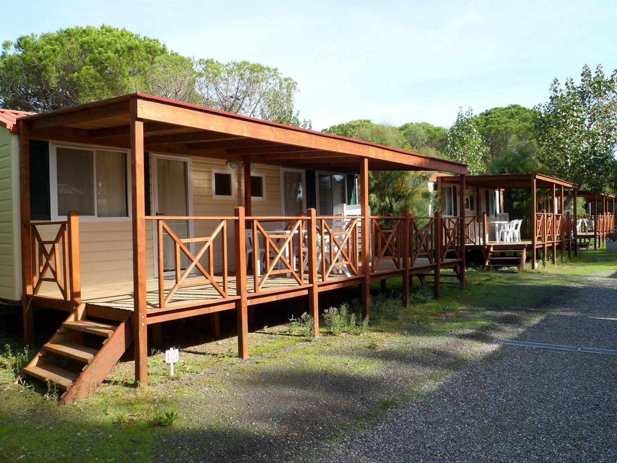 New Camping Le Tamerici Чечина Екстериор снимка